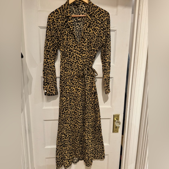 SANS SOUCI LEOPARD WRAP DRESS - Picture 2 of 5